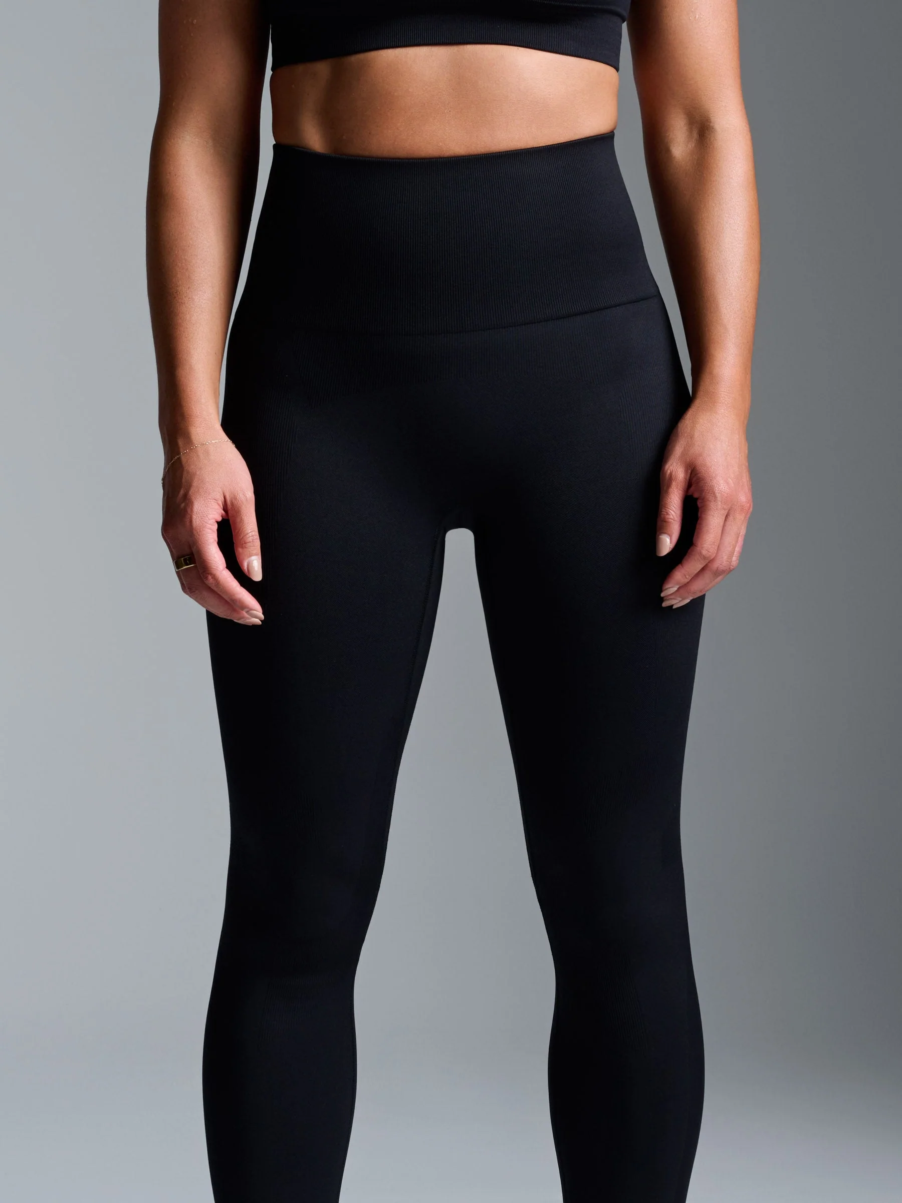 CHISEL 8/8 Legging Black - Image 4