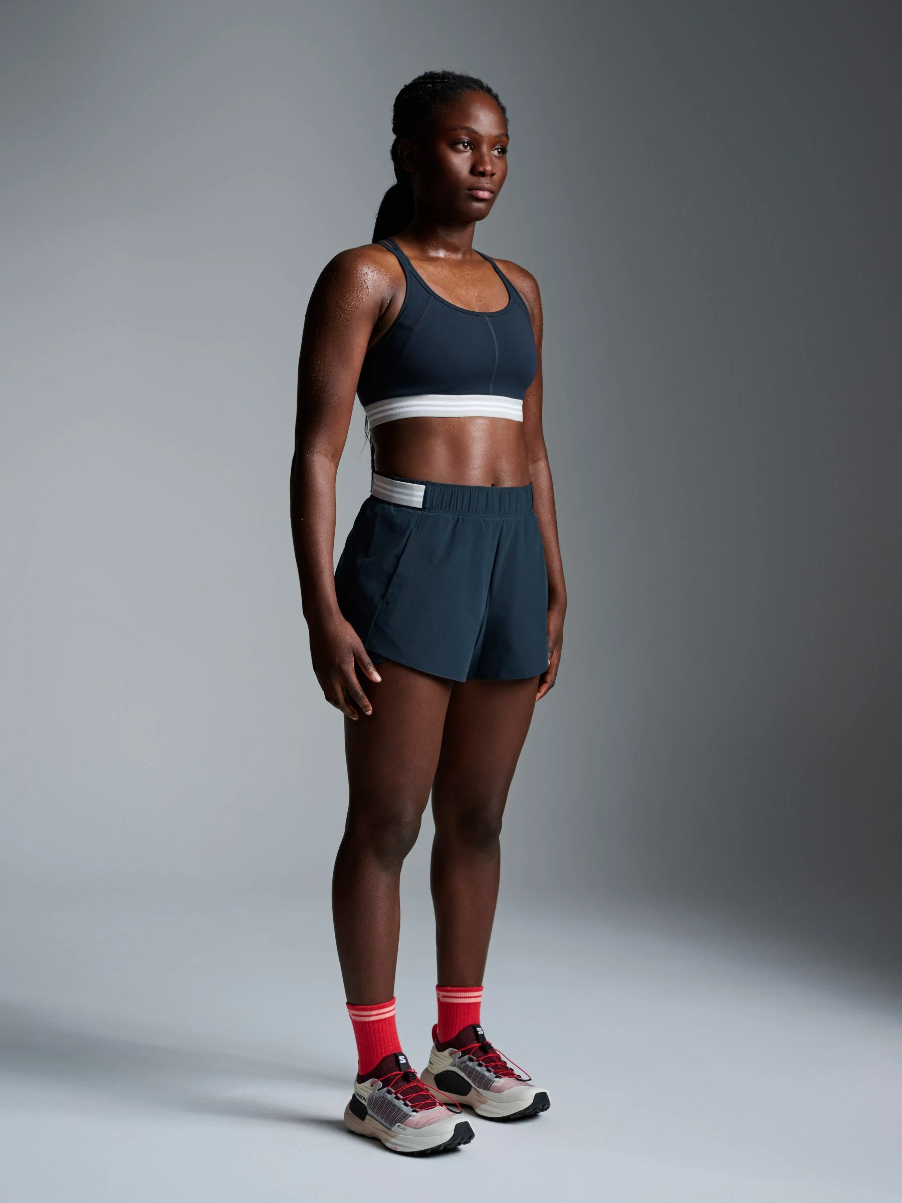 LIMITLESS Sports Bra Marine - Image 4